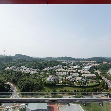 Palm Armada Residence Free Parking And Netflix Putrajaya Exteriör bild