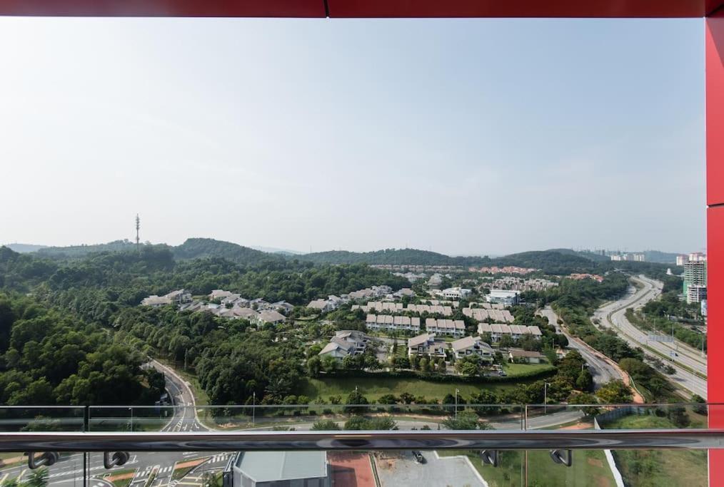 Palm Armada Residence Free Parking And Netflix Putrajaya Exteriör bild